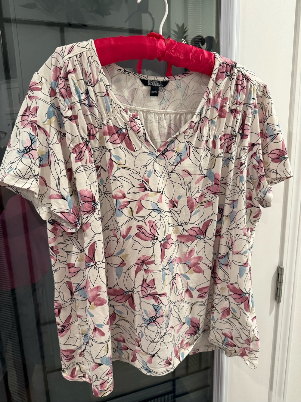Nicole Miller Cream Floral V-Neck Short Sleeve Blouse with Pink & Blue Accents